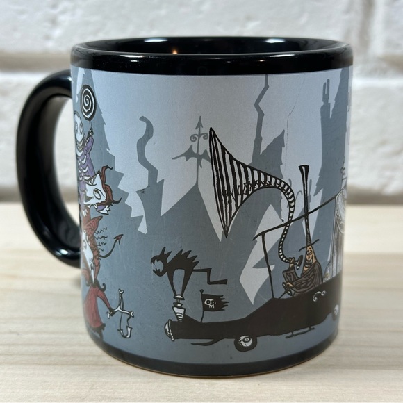 SET Tim Burton's The Nightmare Before Christmas 2 Disc collector's Edition & Mug - Picture 13 of 16